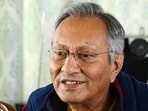 Former Himachal Pradesh cabinet minister and five-time Shahpur MLA Major Vijai Singh Mankotia (retd) passed away at his ancestral village of Tiara in Kangra district on Tuesday morning. (HT file photo)