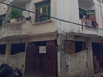The incident occurred between 10:30 am and 11:00 am, putting the lives of dozens of residents at risk. LDA officials present at the scene confirmed that rooms had been constructed and sold even on the illegal sixth floor (terrace). (Deepak Gupta/HT Photo)