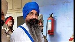 Punjab: Giani Gargaj, Dhami meet Rajoana in Patiala jail; seek early decision on mercy plea Punjab: Giani Gargaj, Dhami meet Rajoana in Patiala jail; seek early decision on mercy plea