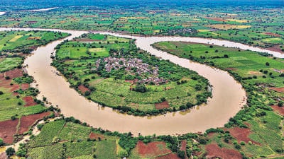 Beed, India. Sep 28, 2025 - An aerial view of Sandas Chincholi village in Beed district. In the last six days, people have been stranded in Sandas Chicholi village in Majalgaon Taluka in Beed district due to heavy rain and flooding surrounding the village. Severe rainfall has caused flooding in Maharashtra’s Marathwada region, resulting in two fatalities and the evacuation of over 11,500 residents. Beed, India. Sep 28, 2025. (Photo by Raju Shinde/HT Photo) (Raju Shinde)