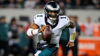 Jalen Hurts briefly exited the Philadelphia Eagles' Week 3 matchup against the Chicago Bears. (AP Photo) Jalen Hurts briefly exited the Philadelphia Eagles' Week 3 matchup against the Chicago Bears. (AP Photo)