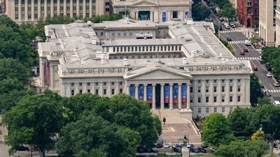 US Treasury yields rise as oil prices and Fed rate hike bets pressure the bond market. (Photographer: Daniel Heuer/Bloomberg) (Bloomberg) US Treasury yields rise as oil prices and Fed rate hike bets pressure the bond market. (Photographer: Daniel Heuer/Bloomberg) (Bloomberg)