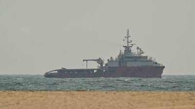 Oil tankers carry more crude through the Strait of Hormuz as Middle East exports rise. (Photo by AFP) / (AFP) Oil tankers carry more crude through the Strait of Hormuz as Middle East exports rise. (Photo by AFP) / (AFP)
