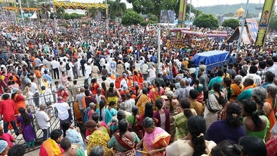 అక్టోబర్ 1, 5 తేదీల్లో బ్రేక్ దర్శనాలు రద్దు
