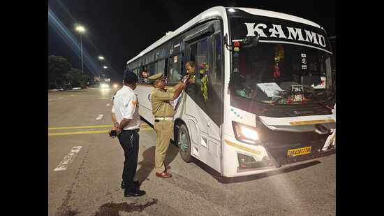 Officials said 21 buses were seized on Monday and 18 on Tuesday during the checks and these will not be released merely after the payment of challans or fines. (HT Photo)