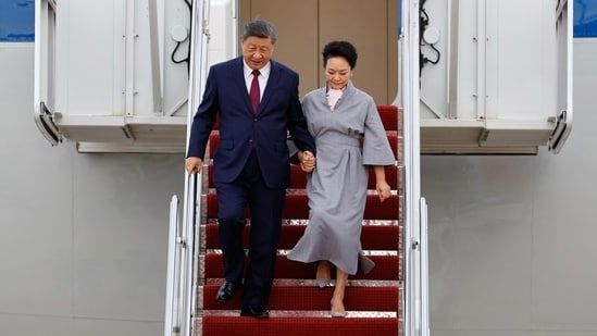 Chinese leader Xi Jinping and his wife, Peng Liyuan, arriving at Joint Base Andrews in Maryland last week.
