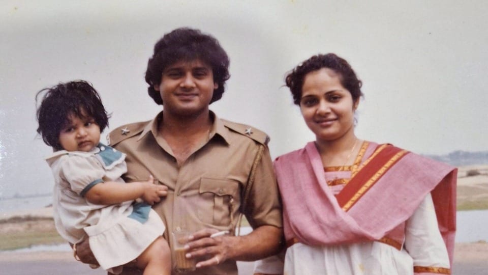 তাপস পালের জন্মবার্ষিকীতে খোলা চিঠি নন্দিনীর