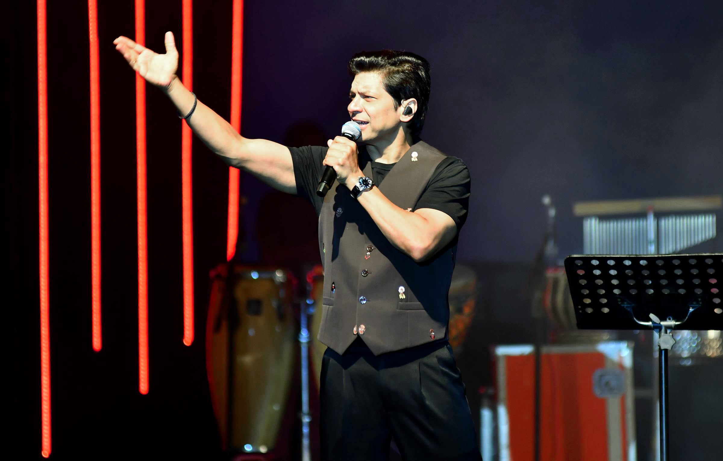 Guwahati, Jul 06 (ANI): Bollywood singer Shaan performs during the Prag Cine Awards 2026, in Guwahati on Sunday. (ANI Photo) (Pitamber Newar) Guwahati, Jul 06 (ANI): Bollywood singer Shaan performs during the Prag Cine Awards 2026, in Guwahati on Sunday. (ANI Photo) (Pitamber Newar)