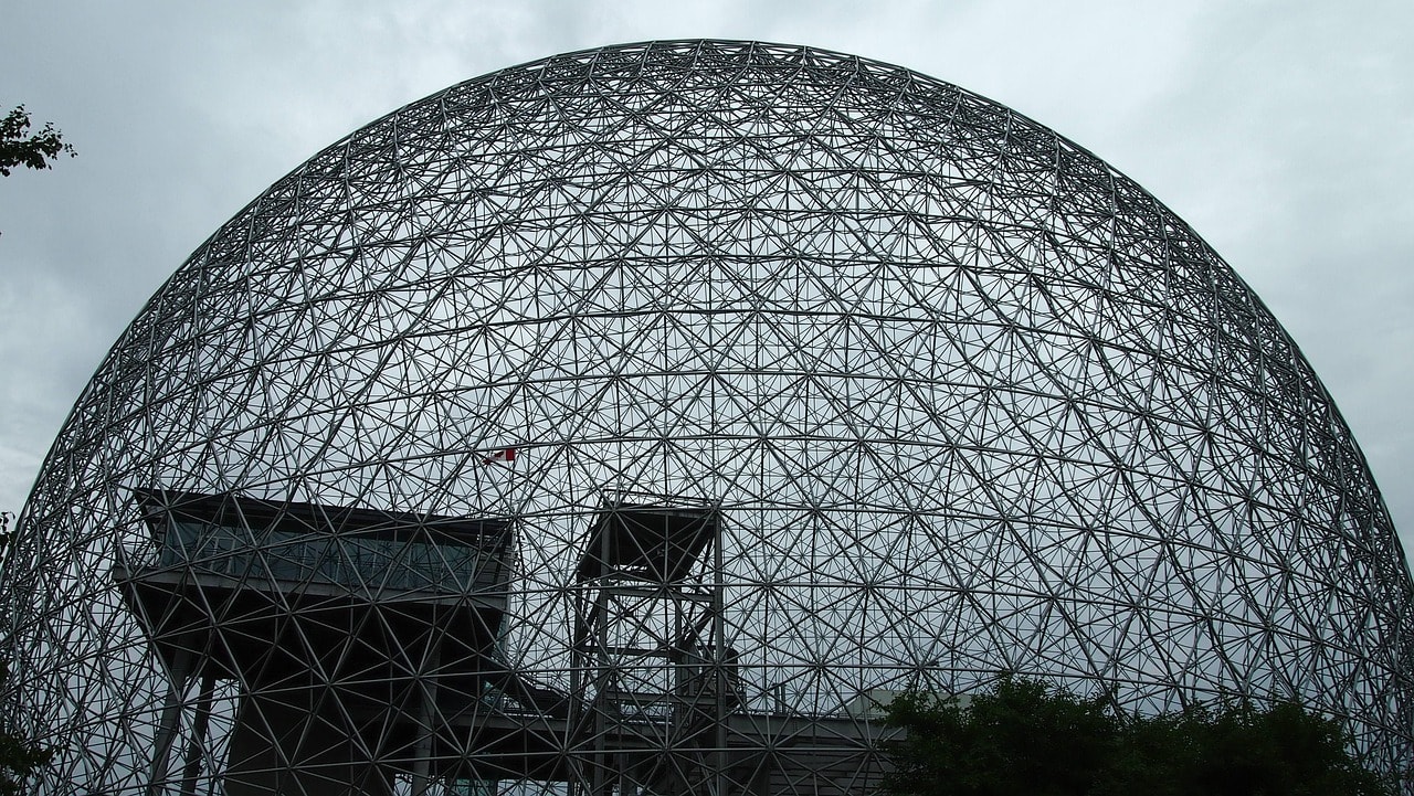 Dempster's 2008 research highlights the importance of a tight seal around Biosphere 2, revealing that atmospheric leaks could obscure oxygen declines. Engineering ensured a leakage rate below 10% per year, enabling the study of slow atmospheric changes and the role of both soil and concrete in gas absorption. (Representational Image/ Pixabay) Dempster's 2008 research highlights the importance of a tight seal around Biosphere 2, revealing that atmospheric leaks could obscure oxygen declines. Engineering ensured a leakage rate below 10% per year, enabling the study of slow atmospheric changes and the role of both soil and concrete in gas absorption. (Representational Image/ Pixabay)