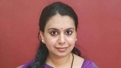ఐఏఎస్ ఉద్యోగానికి గుడ్బై.. రాజకీయాల్లోకి దివ్యా మిట్టల్: బ్యూరోక్రాట్ల సరికొత్త దారి (HT_PRINT) ఐఏఎస్ ఉద్యోగానికి గుడ్బై.. రాజకీయాల్లోకి దివ్యా మిట్టల్: బ్యూరోక్రాట్ల సరికొత్త దారి (HT_PRINT)