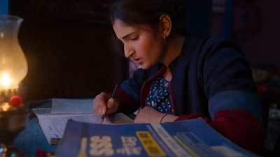 Shivani Raghuvanshi in a still from Dupahiya season 2. Shivani Raghuvanshi in a still from Dupahiya season 2.