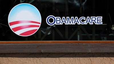 Trump announces $500 Obamacare refund checks for eligible Americans in 30 states. (REUTERS/Mike Blake) (REUTERS)