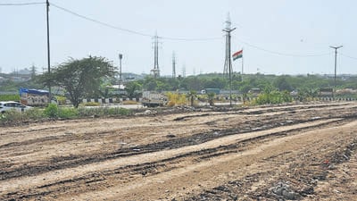The current state of the landfill, as seen on Wednesday, where all bamboo saplings (below) planted last March died out, ending the plan to create a green zone at the landfill. (Vipin Kumar/HT PHOTO) The current state of the landfill, as seen on Wednesday, where all bamboo saplings (below) planted last March died out, ending the plan to create a green zone at the landfill. (Vipin Kumar/HT PHOTO)