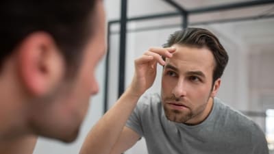 National Hair Day: Why are men experiencing hair loss in their 20s and 30s? (Magnific) National Hair Day: Why are men experiencing hair loss in their 20s and 30s? (Magnific)