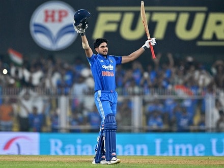 Ind vs WI: గిల్ రికార్డు డబుల్ సెంచరీ.. రోహిత్ సెంచరీ.. వన్డేల్లో టీమిండియా సరికొత్త చరిత్ర.. అలవోకగా 406 రన్స్  చేజ్