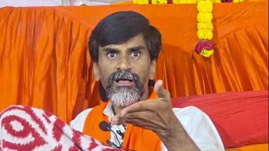 **EDS: THIRD PARTY IMAGE** In this screengrab from a video posted on Sept. 13, 2026, activist Manoj Jarange addresses a press conference over the ongoing Maratha quota agitation, in Jalna district, Maharashtra. (Handout via PTI Photo) (PTI09_13_2026_000188B) (Handout)