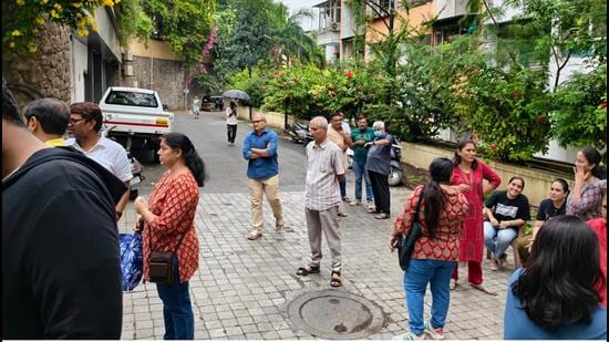 Lulla Nagar hsg society, animal lovers spar over feeding spot for stray dogs