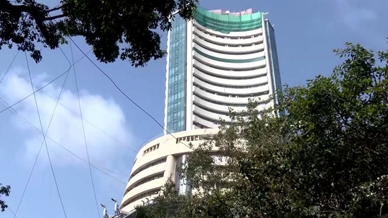 From the 30 Sensex firms, Eternal, Sun Pharma, Titan, Adani Ports, Tata Steel and HDFC Bank were among the major laggards.