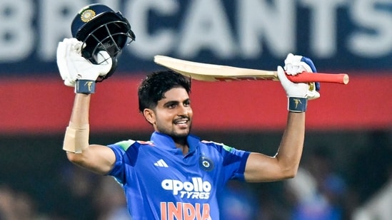 Shubman Gill continues to march on in the epci chase.