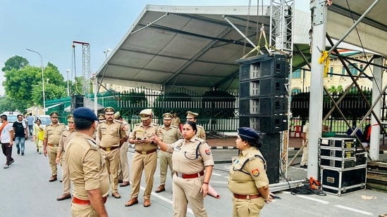According to police, Bhola was riding a scooter when a police team tried to stop him. (HT/File representative image)