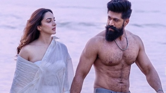 టాక్సిక్ ఎక్కడ? ఓటీటీ ఆడియన్స్ కు మరో షాక్.. అక్టోబర్ లోనూ డిజిటల్ రిలీజ్ లేనట్లే.. అసలేం జరుగుతుందంటే?