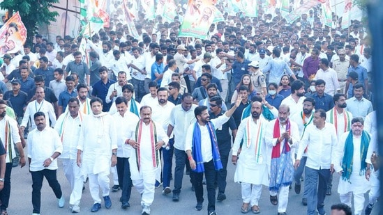 సిరిసిల్లలో రేవంత్ రెడ్డి పాదయాత్ర