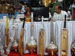 The biggest attractions at the auction were a one-kilogram gold bar, which had a reserve price of  <span class='webrupee'>₹</span>1.48 crore, and a 141-gram 18-carat gold Ganesha idol with a reserve price of  <span class='webrupee'>₹</span>15.65 lakh. (Raju Shinde/HT Photo)