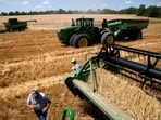 The government approved  <span class='webrupee'>₹</span>90,962 crore for procurement as it seeks to encourage farmers to grow more pulses and oilseeds amid climate uncertainties.