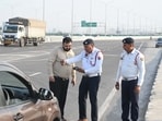 The bench said that merely issuing thousands or lakhs of e-challans served little purpose unless authorities were able to recover the fines.