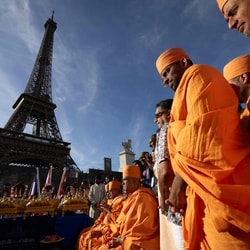 Female staff at Eiffel Tower had, last month, alleged that they were excluded during a private visit by a BAPS delegation.