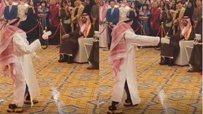 Humanoid robots perform traditional Saudi dance. (X/@AmbChangHua) Humanoid robots perform traditional Saudi dance. (X/@AmbChangHua)