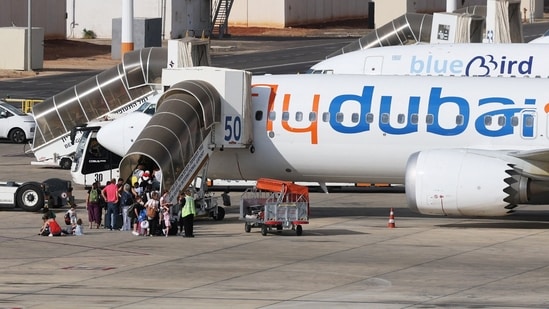 flydubai news: Israeli Prime Minister Benjamin Netanyahu said Saudi Arabia arrested one of the pilots who allegedly tried to crash a FlyDubai flight.