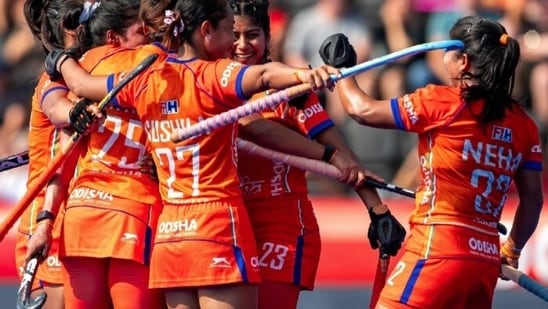 The Indian women's hockey team will play the gold medal match against China.
