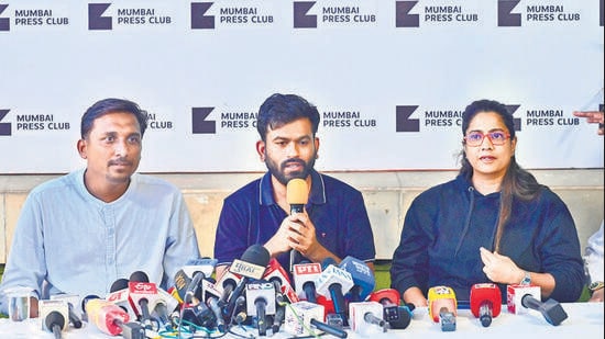 Mumbai, India - Oct. 1, 2026: Abhijeet Dipke, Founder of Cockroach Janta Party addressing to media on Jail Bharo Andolan to be held at Shivaji Park on 2nd Oct. against Chief Election Commissioner Gyanesh Kumar at Press Club in Mumbai, India, on Thursday, October 1, 2026. (Photo by Anshuman Poyrekar/Hindustan Times) (Anshuman Poyrekar/HT Photo)