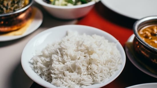 A lot of people try to pit protein against fibre, but this recipe packs both nutrients. (Unsplash)