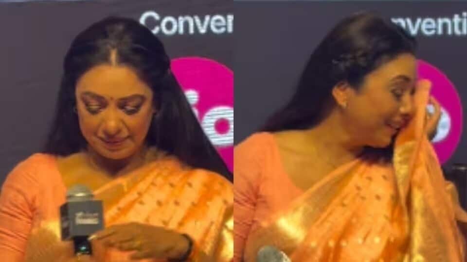 কোন অধরা স্বপ্নপূরণ করার কথা জানাতে চোখে জল রূপালীর?