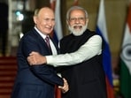 Prime Minister Narendra Modi receives Russian President Vladimir Putin for a meeting at Hyderabad House in New Delhi.(PTI File Photo)
