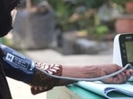 Here's how yopu can correctly measure your blood pressure. 