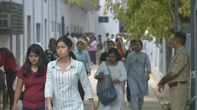 একাদশ-দ্বাদশের সংশোধিত তালিকা প্রকাশ, কবে ইন্টারভিউ? জানাল SSC (ছবিটি প্রতীকী, সাকিব আলি/হিন্দুস্তান টাইমস)