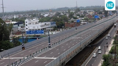 GMDA chief engineer Pravin Chaudhary said the authority plans to construct a four-lane elevated corridor in each direction between Vatika Chowk and NH-48. (HT Archive) GMDA chief engineer Pravin Chaudhary said the authority plans to construct a four-lane elevated corridor in each direction between Vatika Chowk and NH-48. (HT Archive)