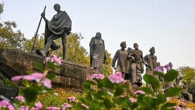 Gram it: Autumn flora has begun to showcase its glory. Here’s a view of it at the Gyarah Murti, a historical landmark featuring statues depicting Mahatma Gandhi’s Dandi March, at the Sardar Patel Marg. As Delhi’s weather quietly transitions into autumn season, some fragrant local blooms like harsingaar and shiuli are also being spotted blooming at various spots across the city. Gram it: Autumn flora has begun to showcase its glory. Here’s a view of it at the Gyarah Murti, a historical landmark featuring statues depicting Mahatma Gandhi’s Dandi March, at the Sardar Patel Marg. As Delhi’s weather quietly transitions into autumn season, some fragrant local blooms like harsingaar and shiuli are also being spotted blooming at various spots across the city.