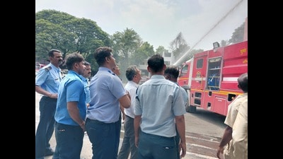 Ganesh Sonune, chief fire officer, PMC, (in white), during the drive in the city. (HT PHOTO) Ganesh Sonune, chief fire officer, PMC, (in white), during the drive in the city. (HT PHOTO)