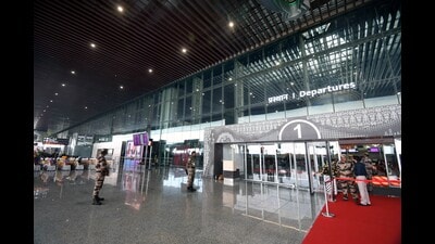 Lucknow airport (FILE PHOTO) Lucknow airport (FILE PHOTO)
