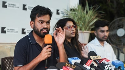 Abhijeet Dipke, head of the Cockroach Janta Party (CJP) speaks during a press conference before a protest against India's Chief Election Commissioner Gyanesh Kumar, in Mumbai, India, October 1, 2026. REUTERS/Francis Mascarenhas