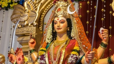 Navaratrulu 2026: నవరాత్రుల్లో అమ్మవారి పూజా క్రమం.. ఏ రోజు ఏ దేవతను పూజించాలో తెలుసుకోండి! Navaratrulu 2026: నవరాత్రుల్లో అమ్మవారి పూజా క్రమం.. ఏ రోజు ఏ దేవతను పూజించాలో తెలుసుకోండి!