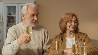 Just because the parents are old does not mean that they have to stop growing emotionally, shares Jeff Guenther. (Pexel) Just because the parents are old does not mean that they have to stop growing emotionally, shares Jeff Guenther. (Pexel)