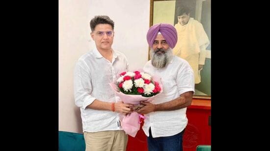 Pargat, a Jat Sikh leader, was chosen over former minister Vijay Inder Singla, a Hindu leader. (HT)