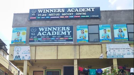 The Alandi Municipal Council on Friday ordered immediate sealing of the premises of Winners Academy, where the students were enrolled, after a preliminary inquiry revealed that the institute had been operating without the necessary municipal permission for nearly two years