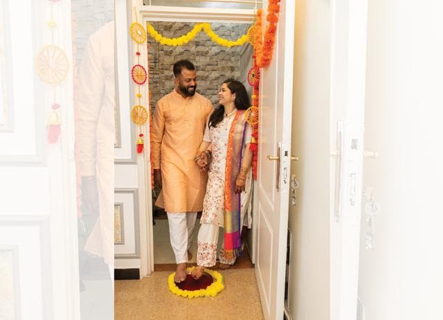 Buy one statement piece, such as a stunning light fitting, an elegant sculpture, or a Ganesh-Lakshmi set. (ADOBE STOCK) Buy one statement piece, such as a stunning light fitting, an elegant sculpture, or a Ganesh-Lakshmi set. (ADOBE STOCK)
