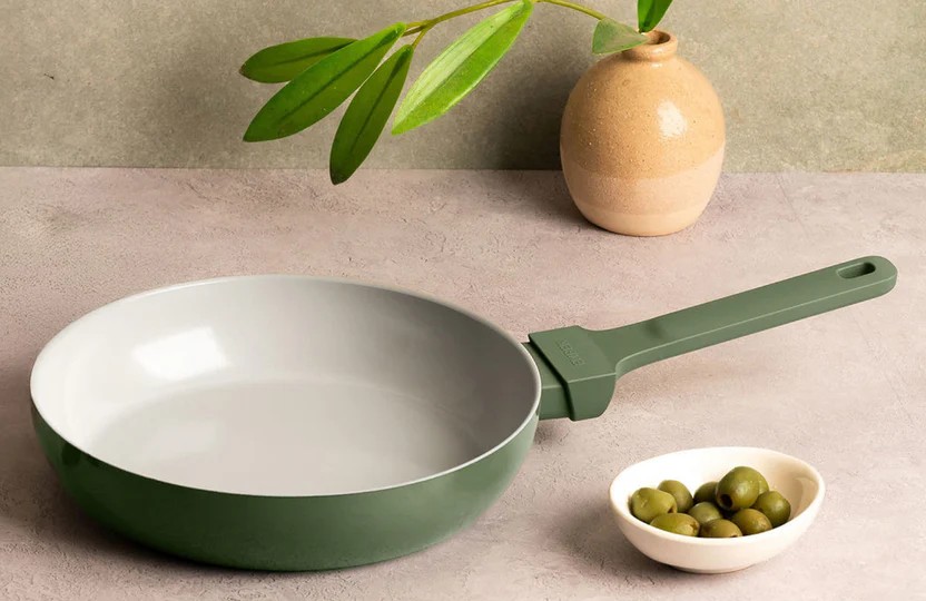 The Ceramic Frypan is great for easy, 12-am cooking. The Ceramic Frypan is great for easy, 12-am cooking.